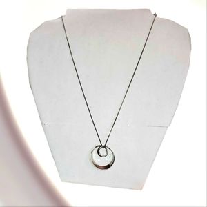 18" Silver Necklace With 1" with Interlocking Circles